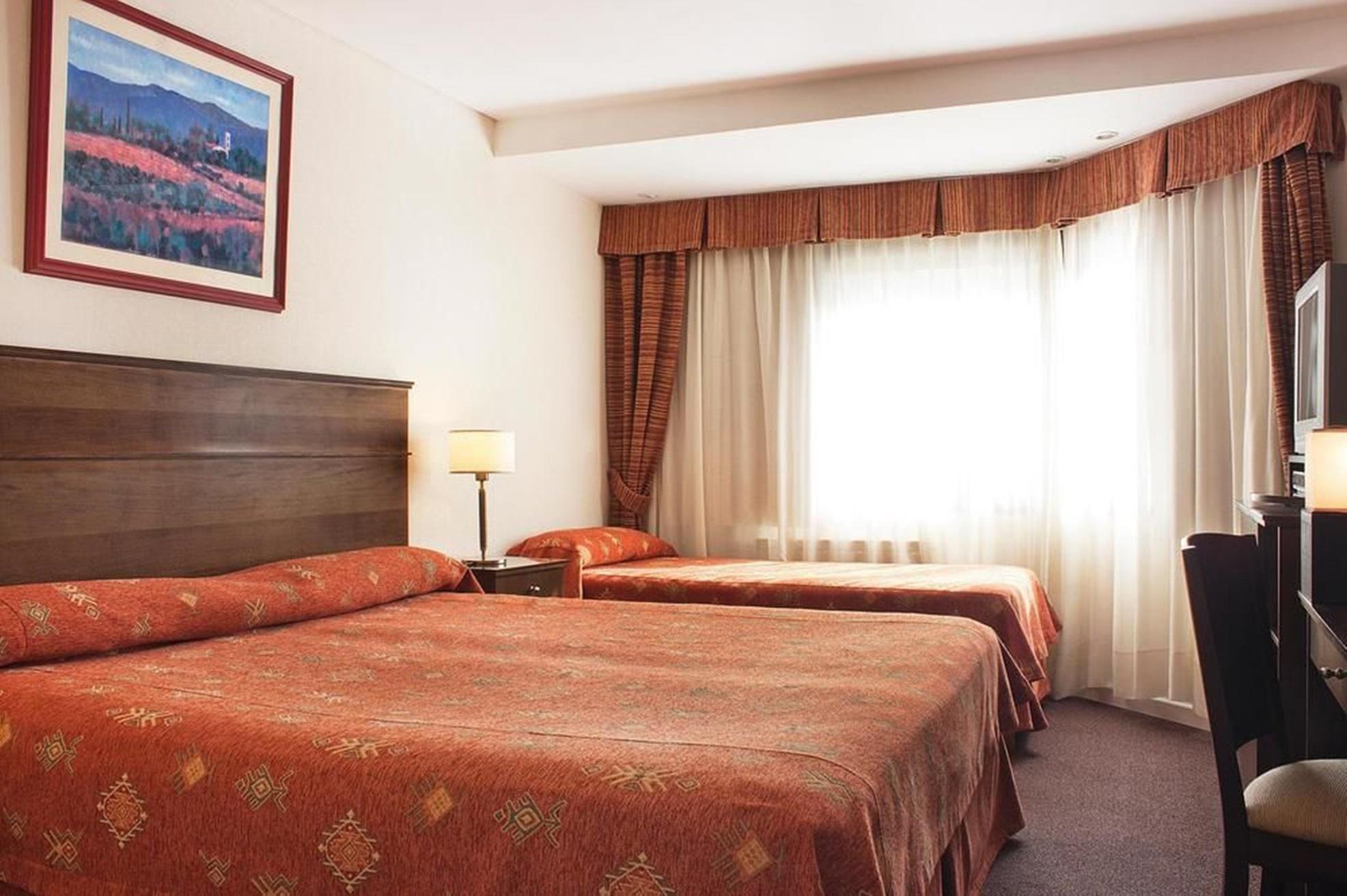 Hotel Calafate Parque 4*